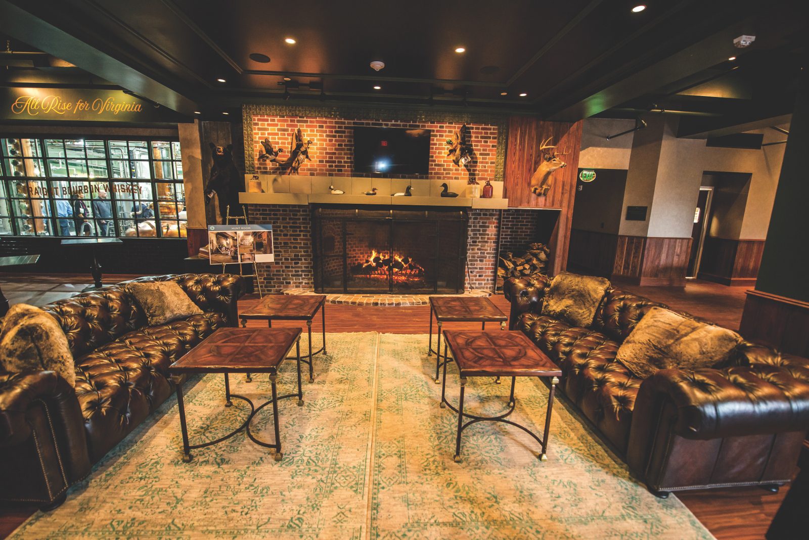 Hunt Room and Tarnished Truth, Cavalier Hotel