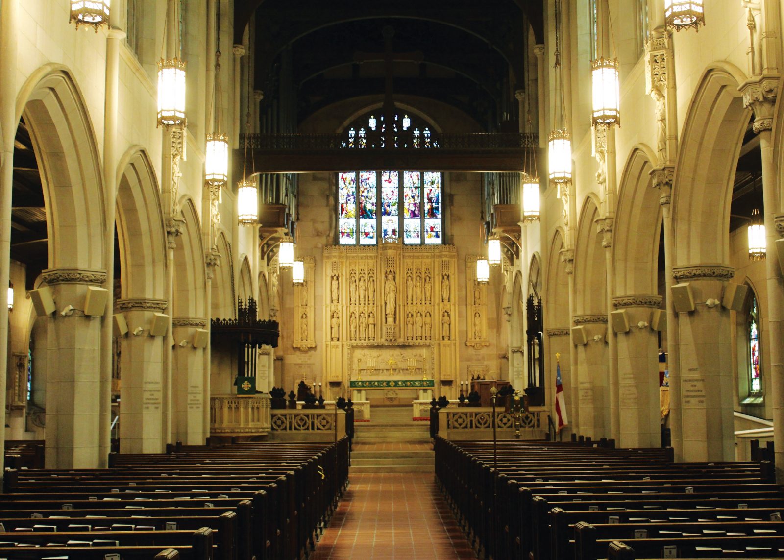 Christianity, religion, Sanctuary at Christ and St. Luke's, Norfolk Churches, Ghent