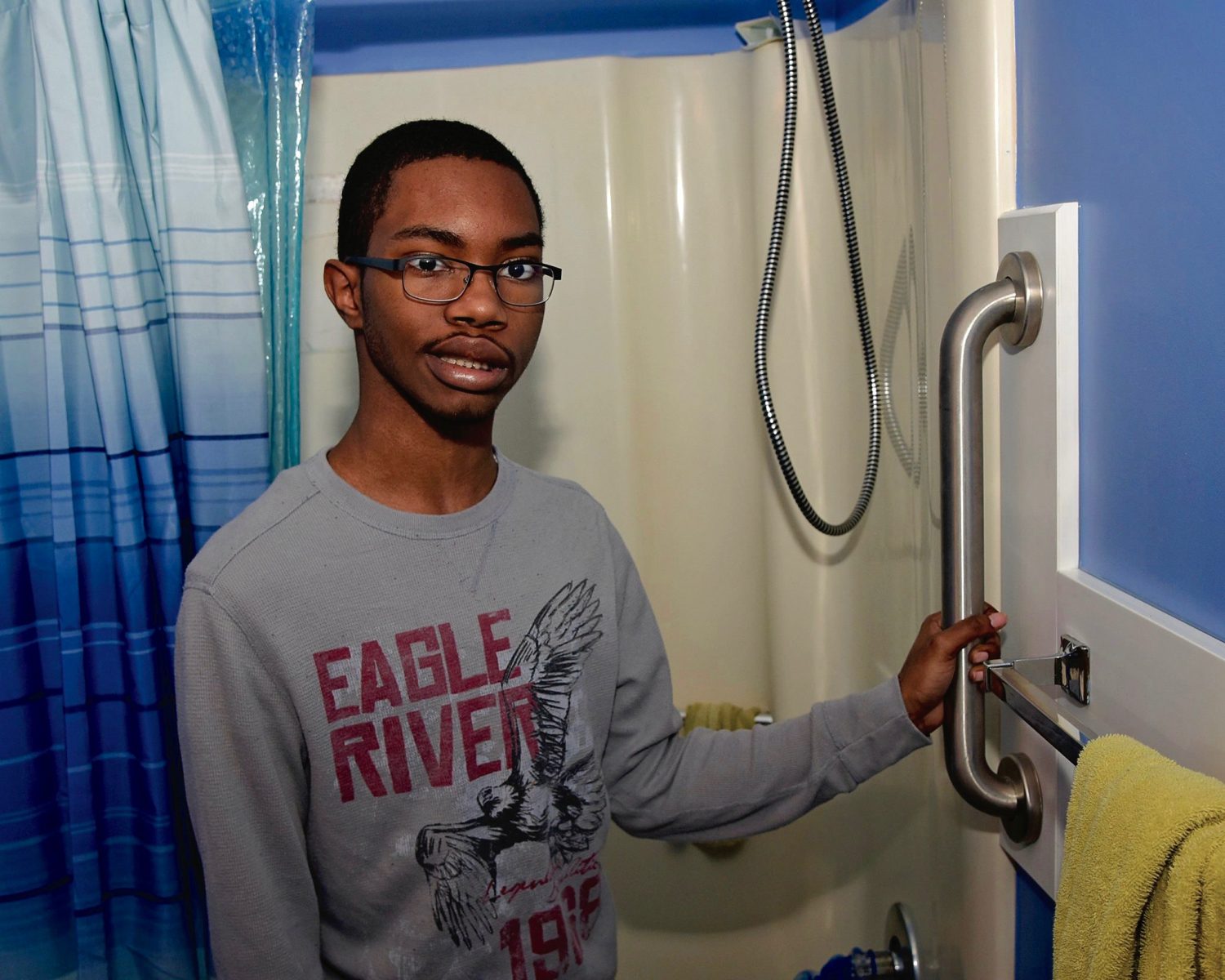 Hampton Roads top nonprofit, SMILE, Giving Back
